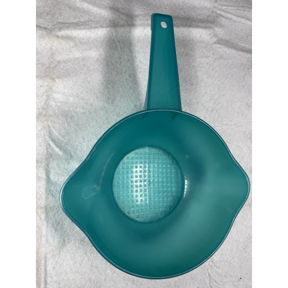 Vintage Tupperware 1200-15 Aqua 1 Qt Strainer Colander Bowl Retro Kitchen USA